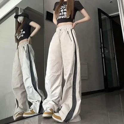 Aria’s Techwear Cargo Joggers - Montfash