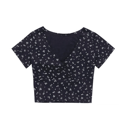 Retro Floral V-Neck Short-Sleeved T-shirt - Montfash